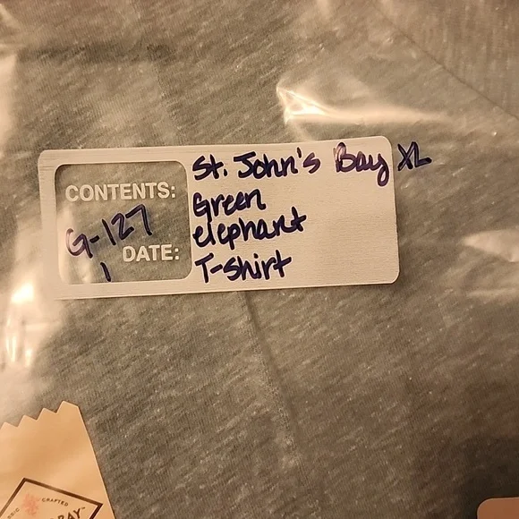 NWT. St. John's Bay. Green elephant print short sleeve t-shirt. XL - Picture 6 of 6